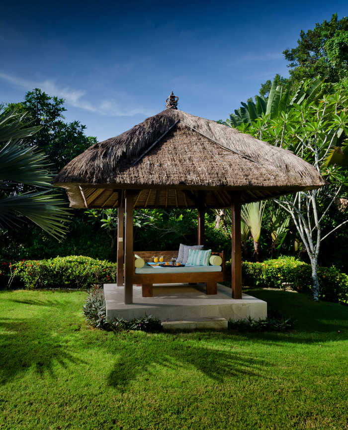 Villa-Menari-Bali-Seminyak-5-Bedroom-Villa-Garden-Gazebo-1